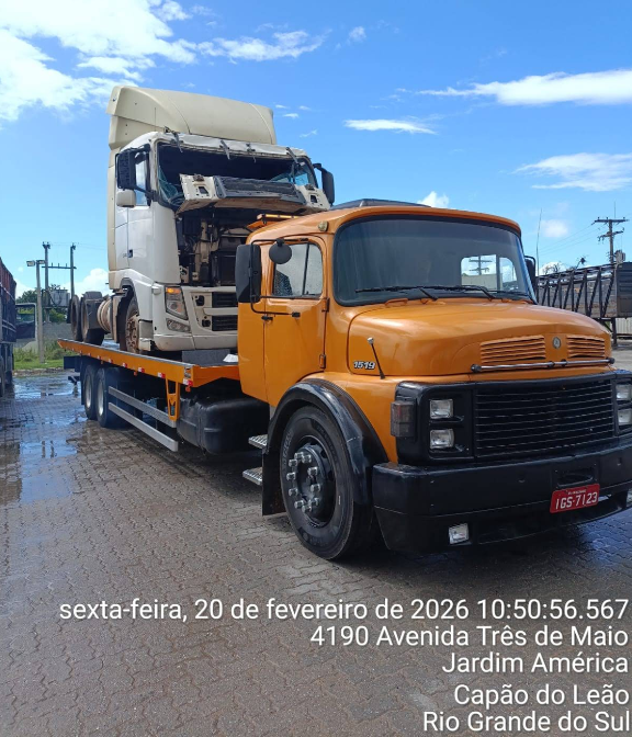 Resgate de veículo após colisão